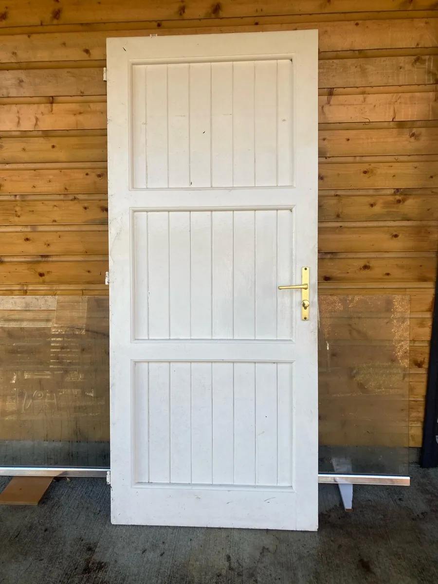 External door/window - Image 2