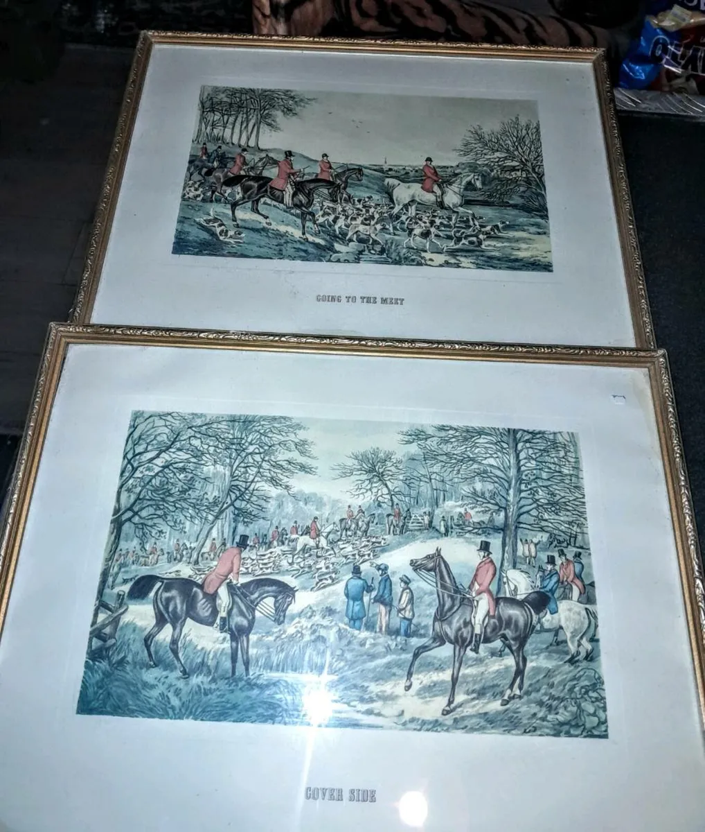 Pair of hunting pictures - Image 1