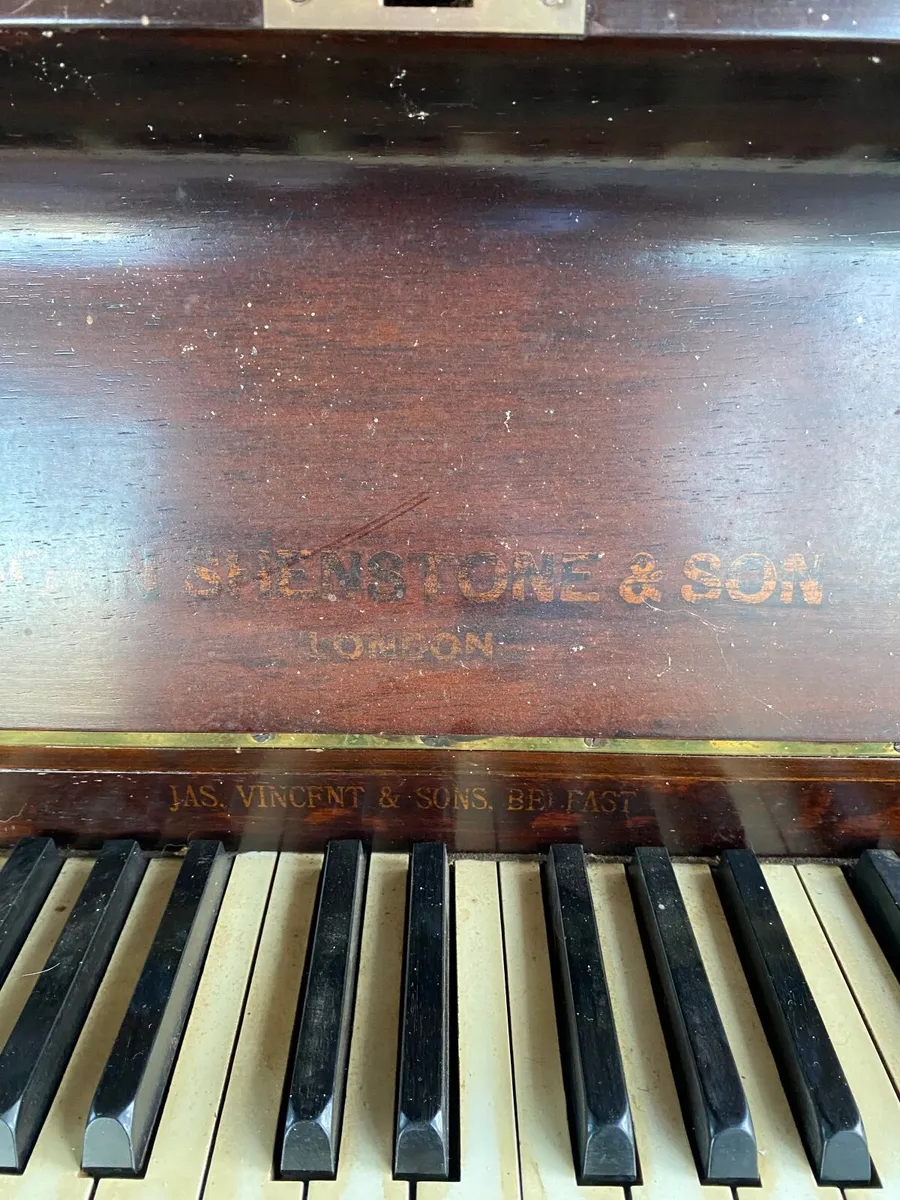 Piano - Image 1