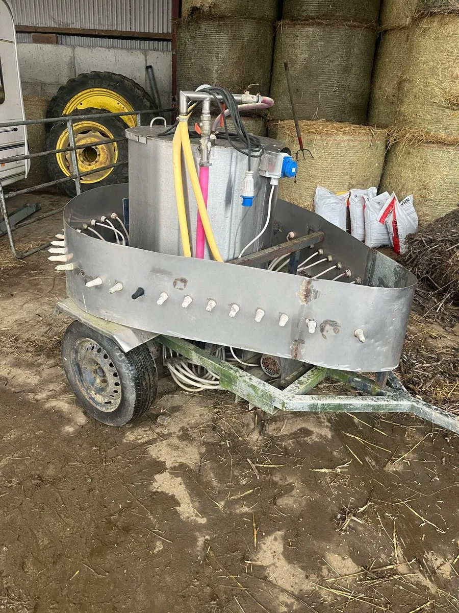 Calf feeder - Image 1