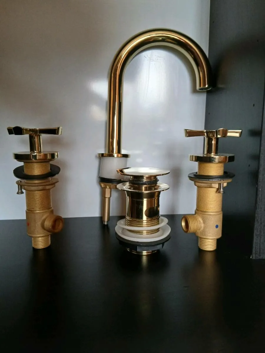 3 Hole Deck Basin Mixer - Image 4