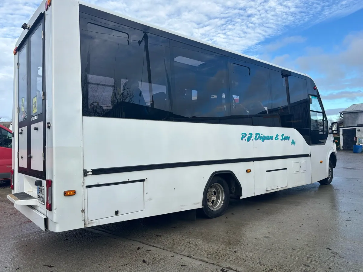 26 seater ready to work 2013 year Iveco manual - Image 1