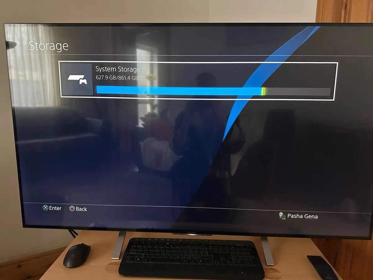 PS4 Pro 1Tb + 2 DualShock Controllers - Image 3