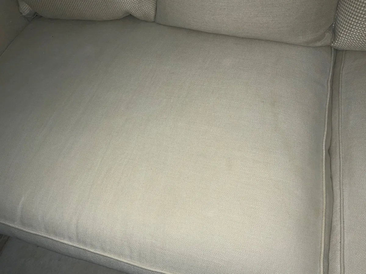 7 foot  linen cream  couch with wooden legs - Image 3