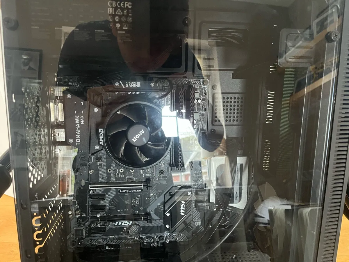 Gaming PC setup - Image 2