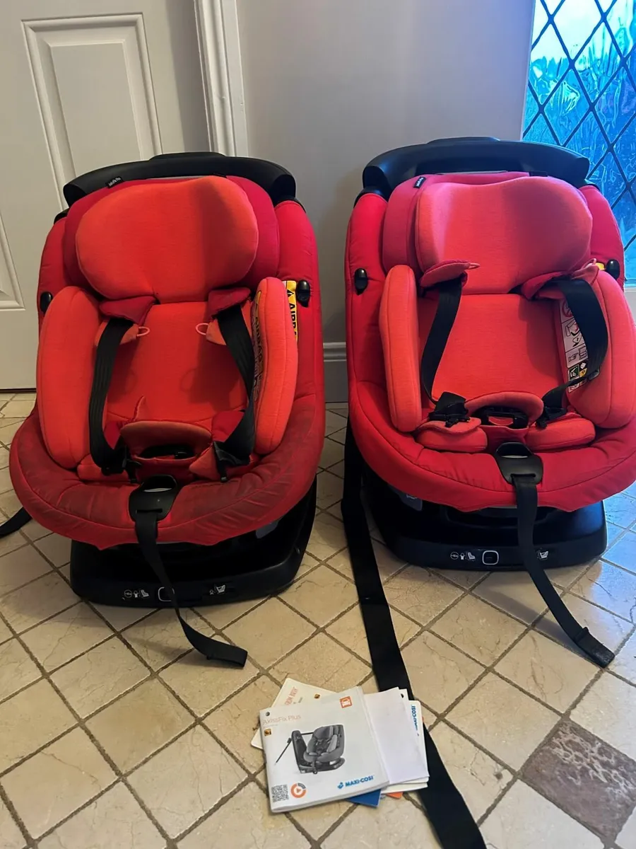 2  Maxi‑Cosi Axiss Plus Car Seats – Red - Image 1