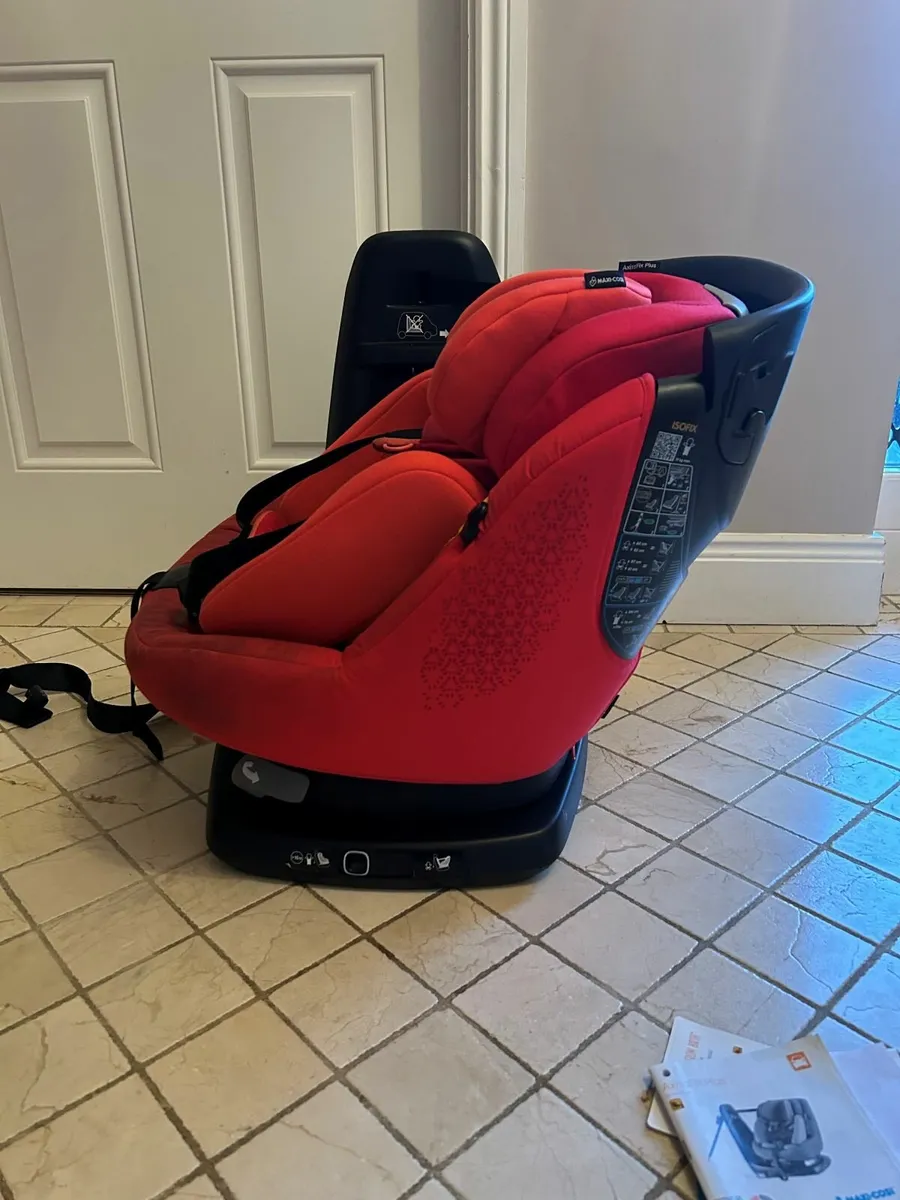 2  Maxi‑Cosi Axiss Plus Car Seats – Red - Image 4