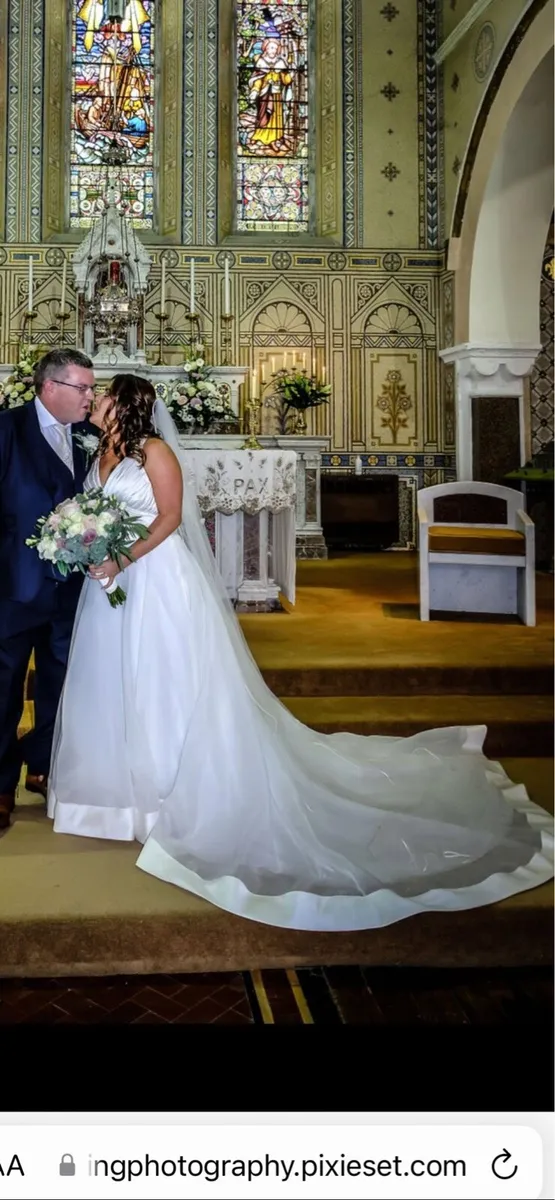 Wedding Dress size 16 to 18 - Image 1