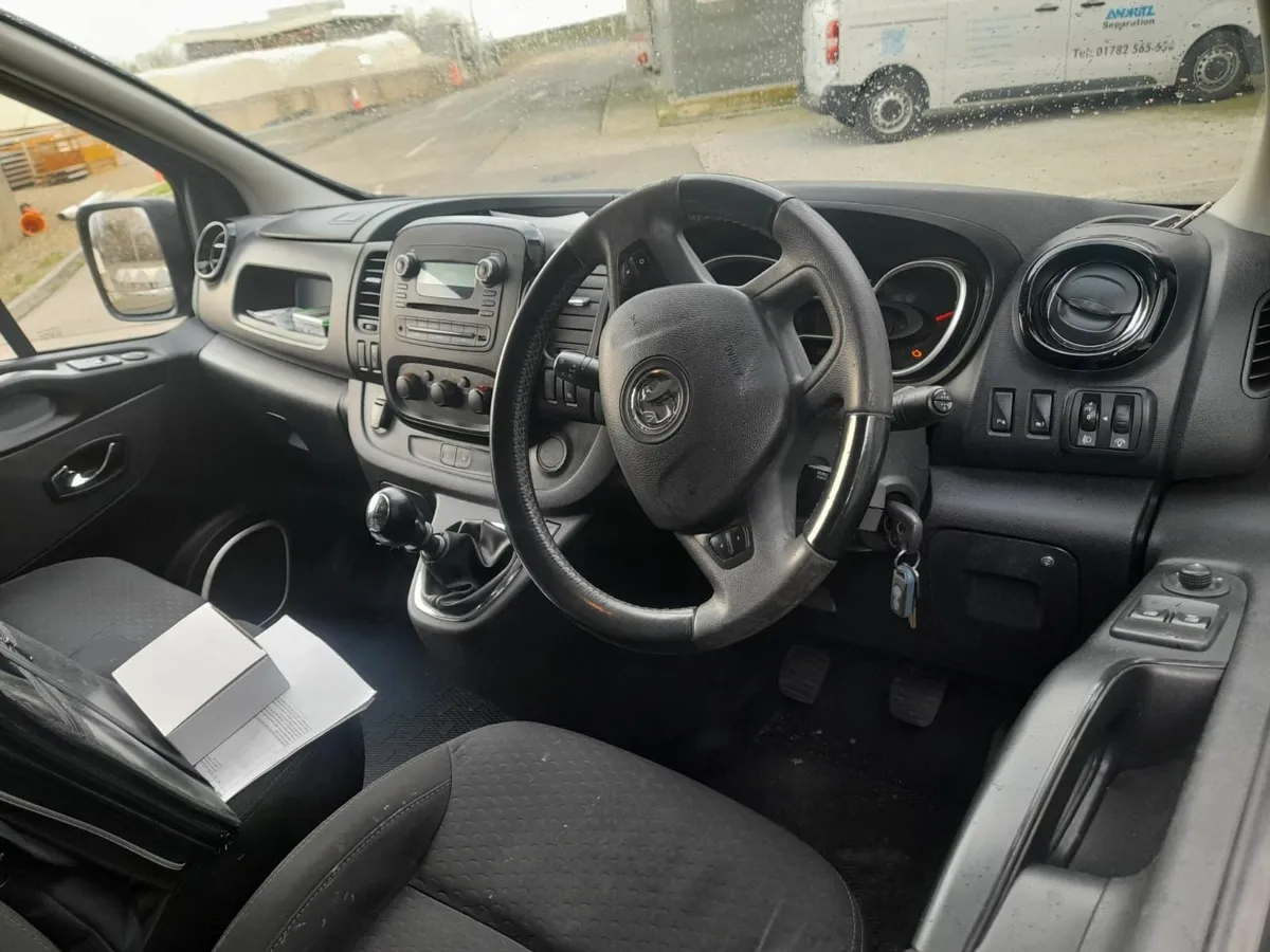 Vauxhall Vivaro 2018 - Image 2