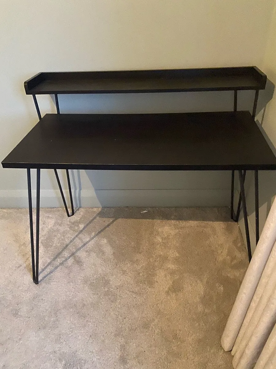 Desk - Image 1