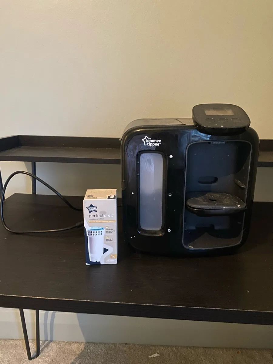 Tommee Tippee baby formula maker black - Image 1