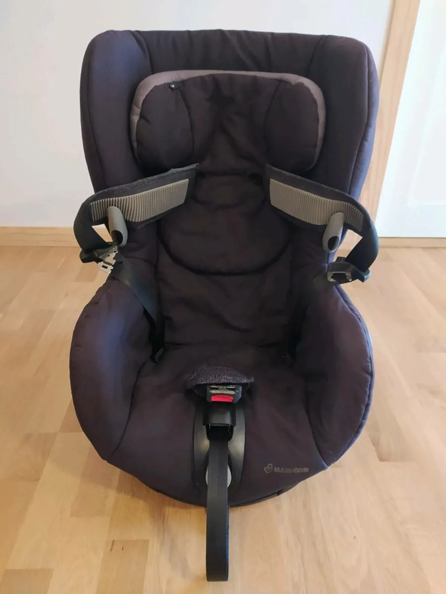 Maxi Cosi Axiss car seat - Image 2