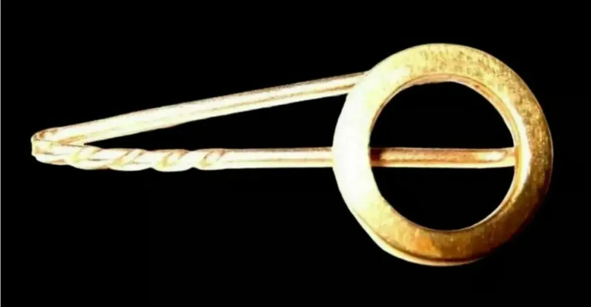 Vintage Hallmarked 9ct Gold Tie Pin - Image 4