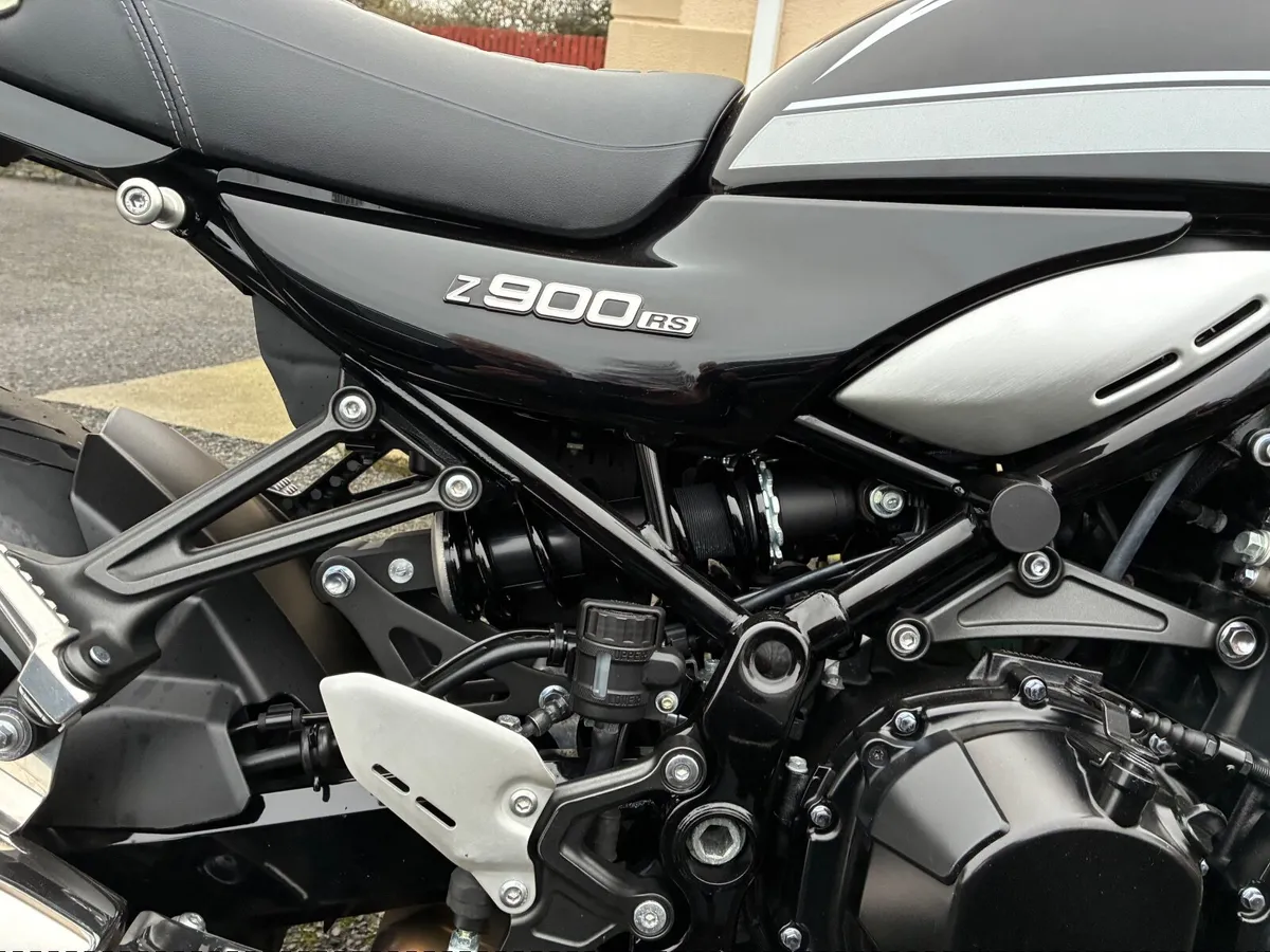 212 Kawasaki Z900RS - Image 2