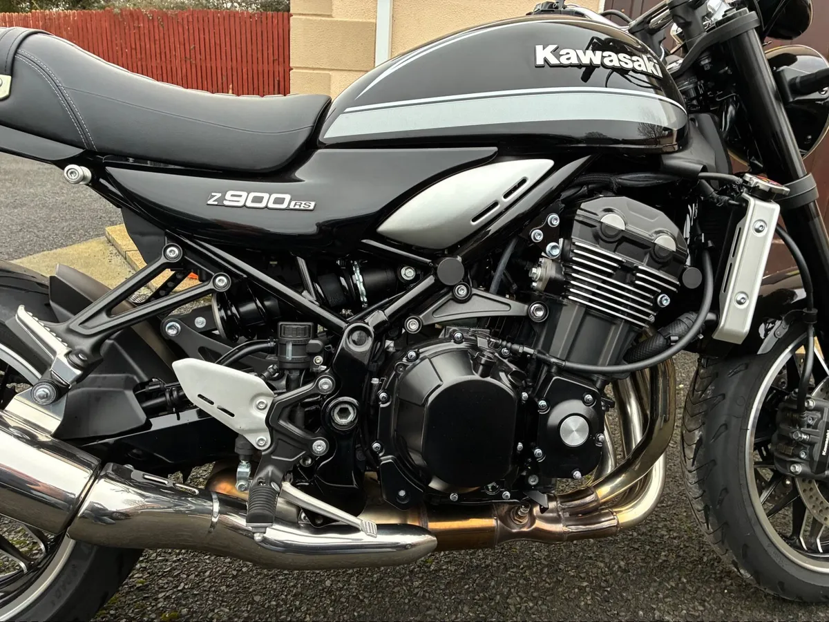212 Kawasaki Z900RS - Image 4