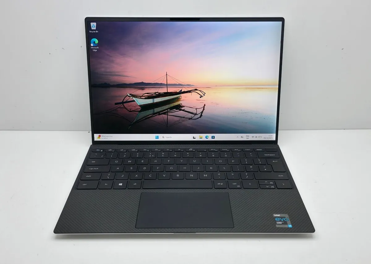 Dell XPS 13 9310 - i7(11gen)/ 16GB/ 1TB Laptop