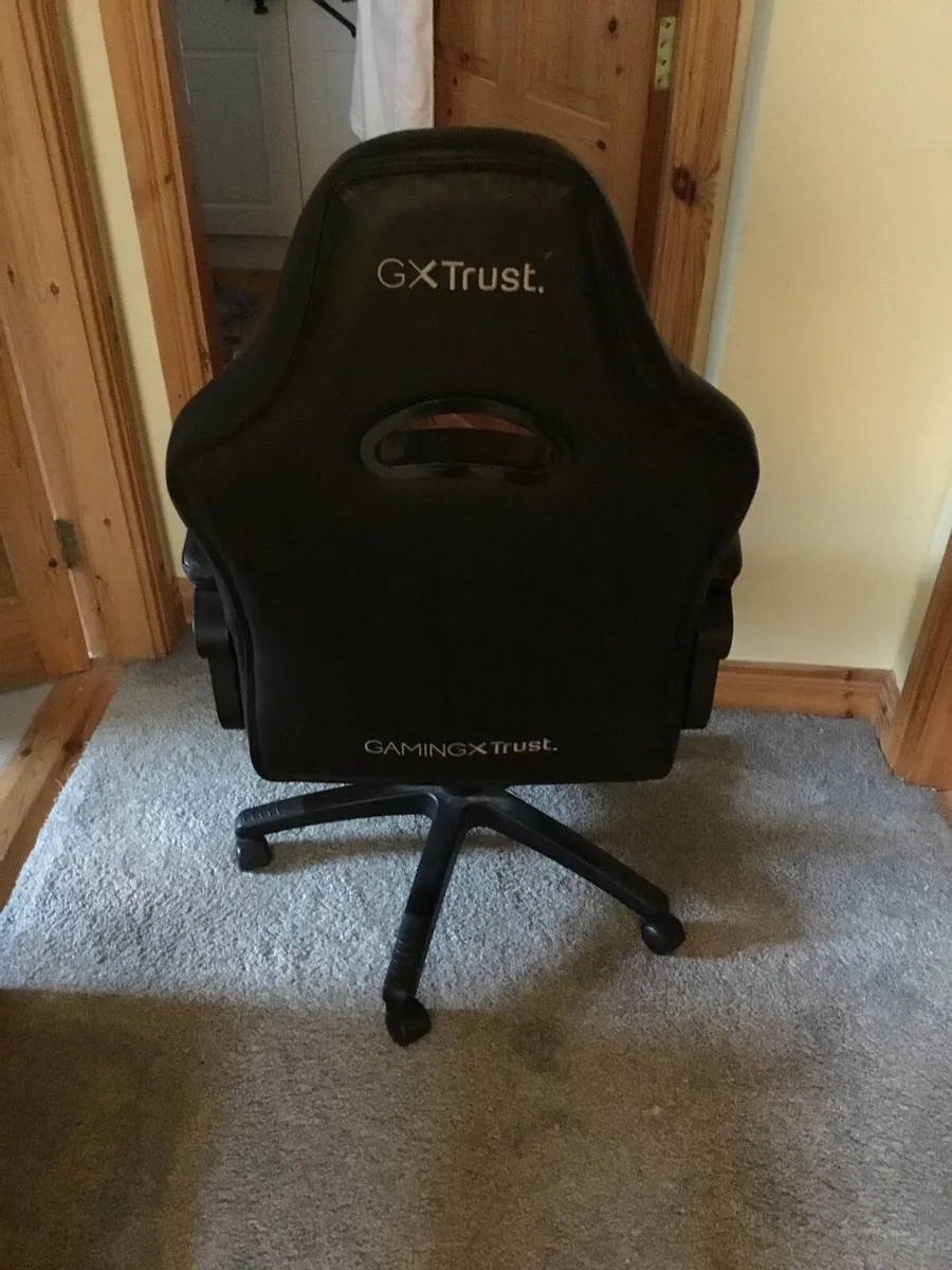 Gaming chair - Image 3