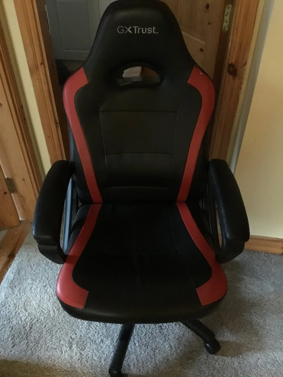Gaming chair - Image 2
