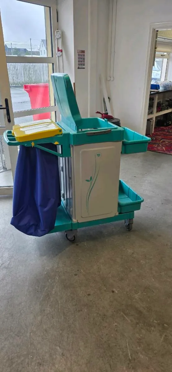 Cleaning trolley - Image 3