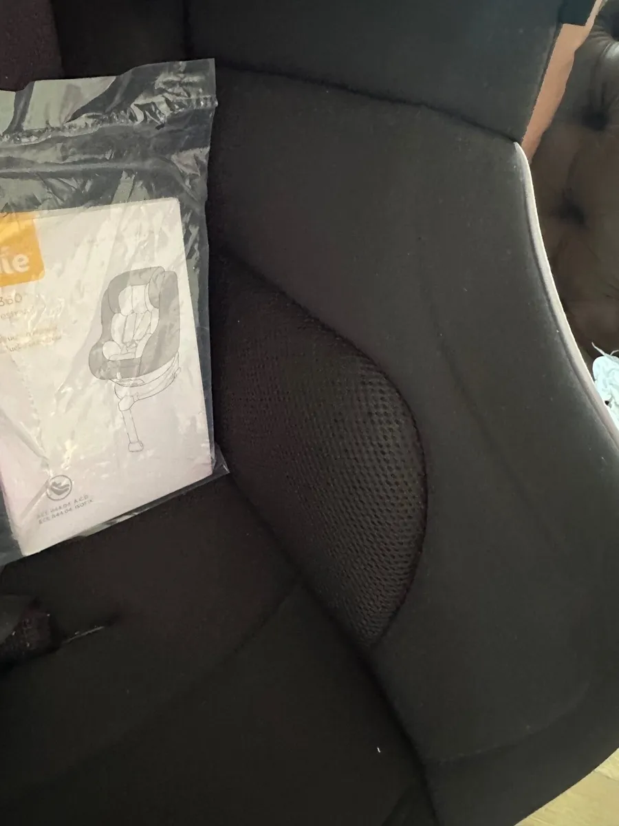 Joie 360 spin Car seat - Image 4