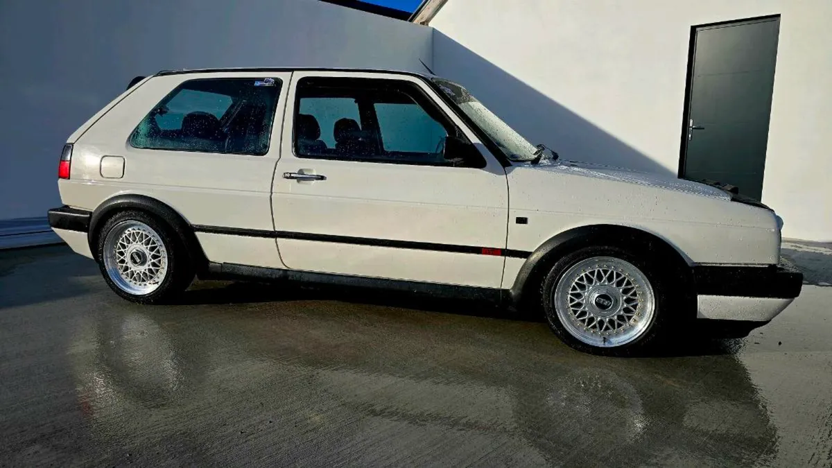 GOLF GTI - Image 2