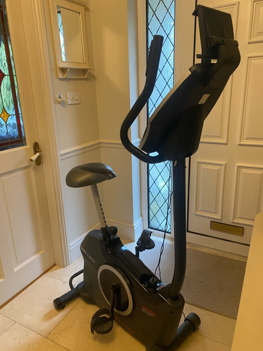 Proform 225 CSX Exercise Bike - Image 2