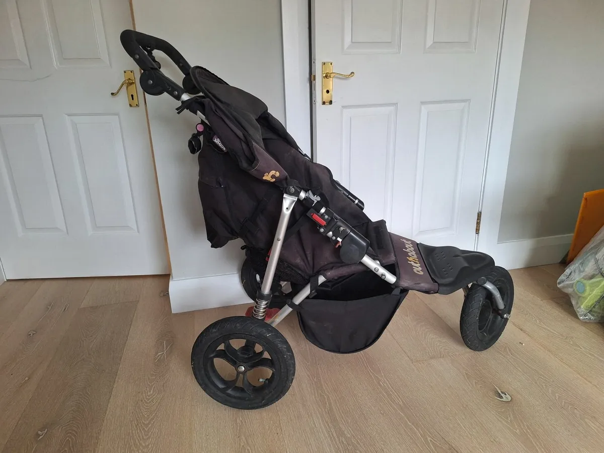 Stroller Out n About - Image 1