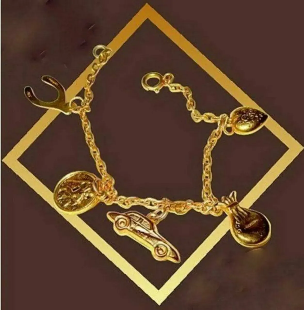 Vintage Hallmarked 9ct Gold Charm Bracelet - Image 4