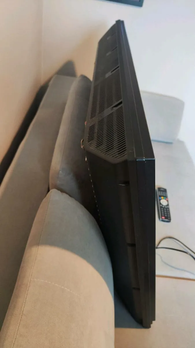 Tv Toshiba Regza 42 inch LCD HD - Image 3