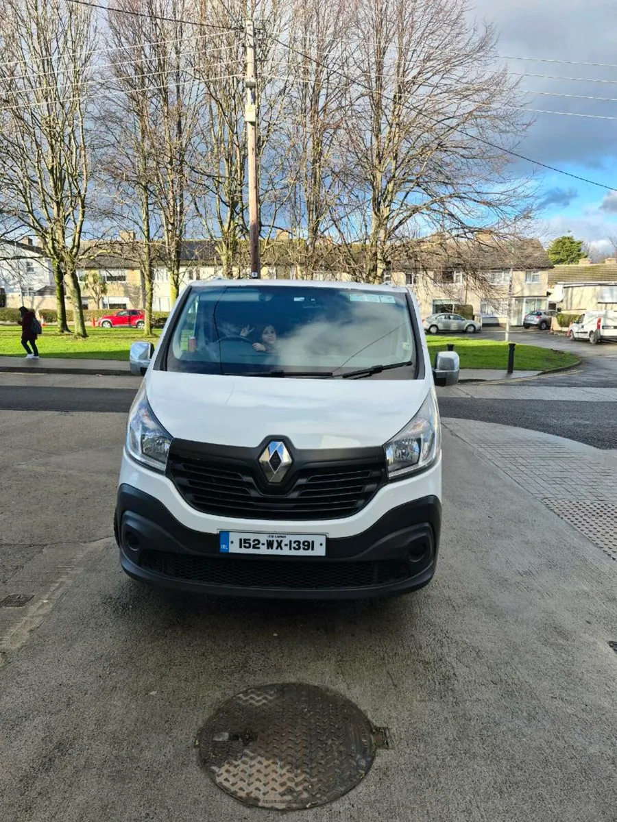 Renault Trafic 2015 - Image 1