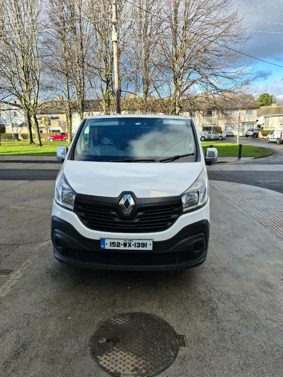 Renault Trafic 2015 - Image 2