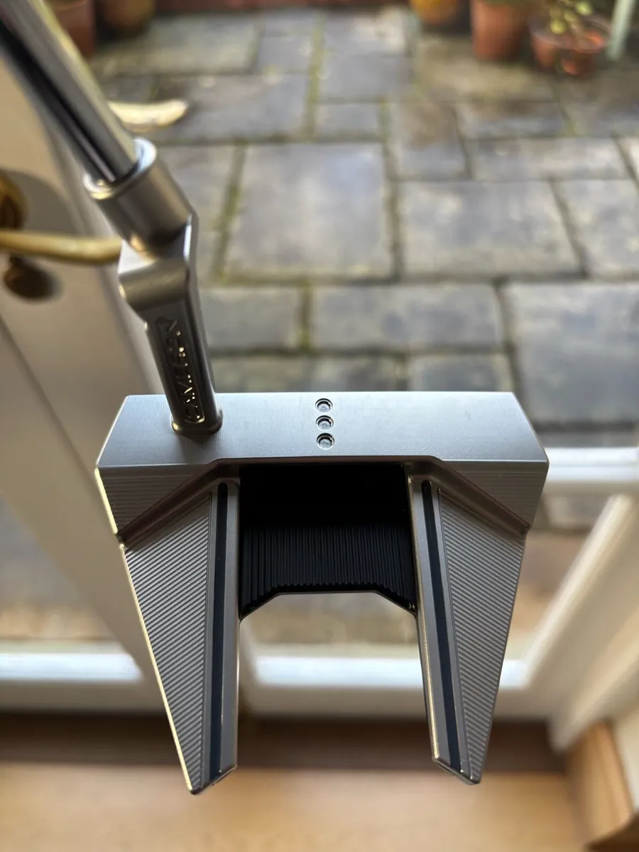 Scotty Cameron Phantom 7.2 - Image 1