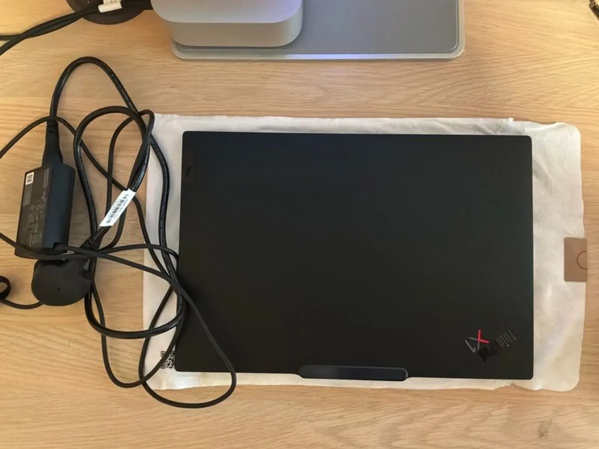 X1 Carbon gen 13 32GB RAM 1 TB SSD Lenovo Lunar Lake - Image 3