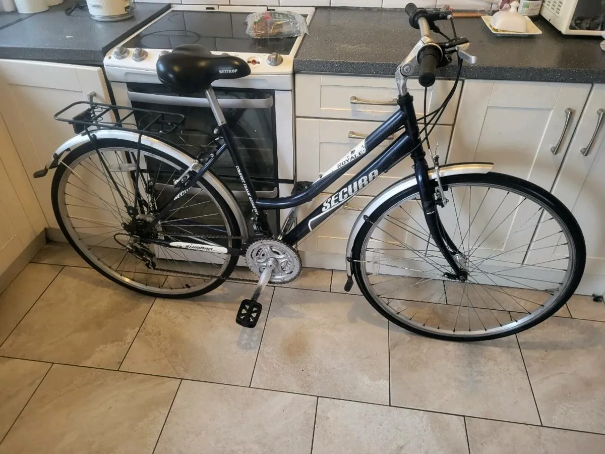 Ladies bike - Image 4