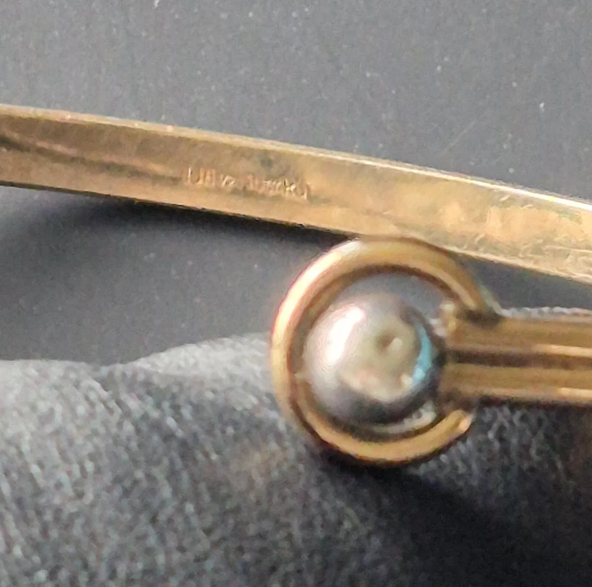 10k Rolled Gold Torque Bangle - Image 4