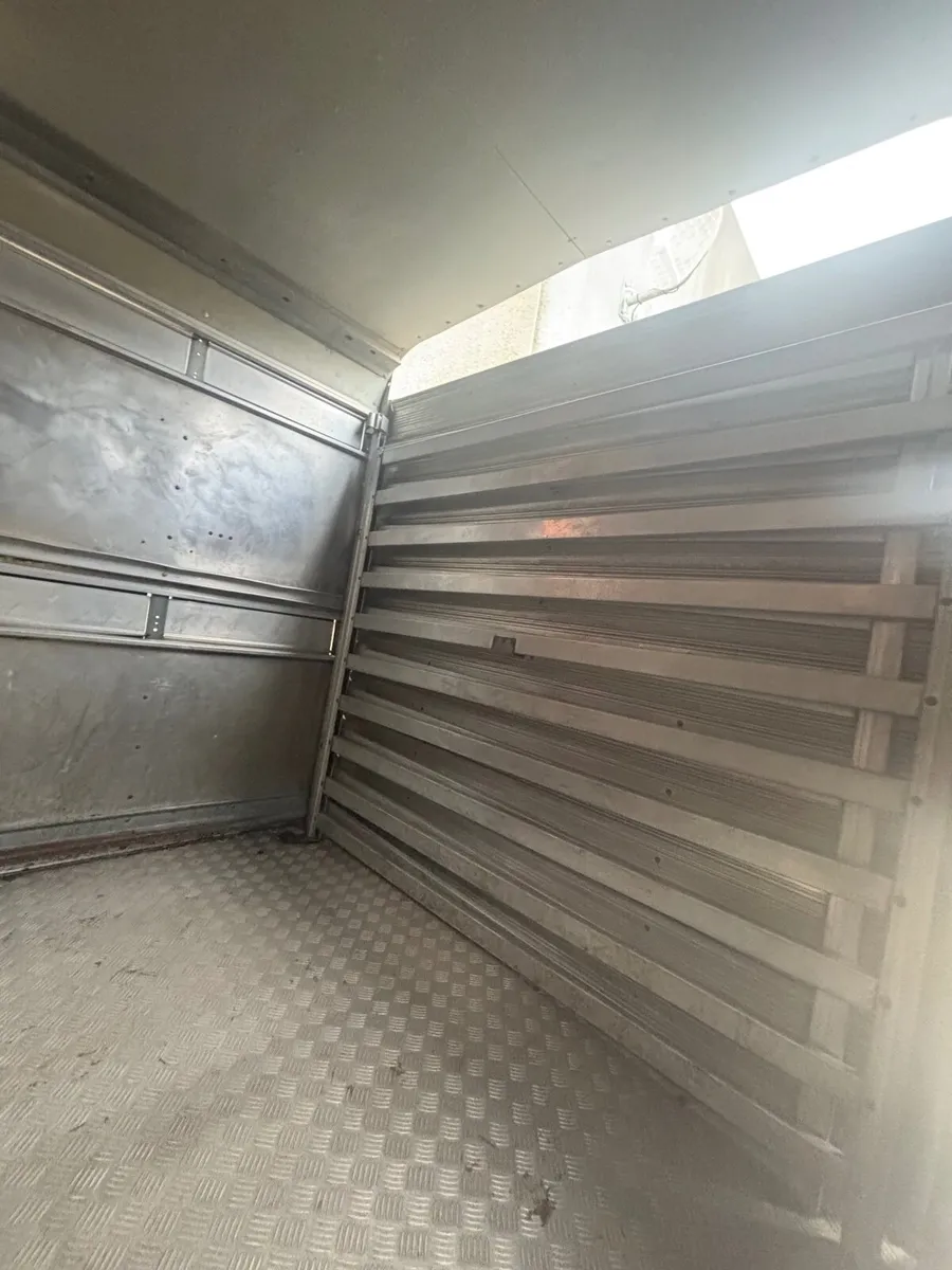 Ifor Williams Cattle trailer 12x 6 - Image 3