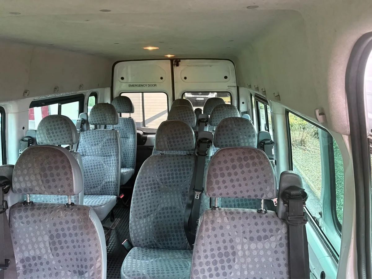 2010 Ford Transit Minibus - Image 3
