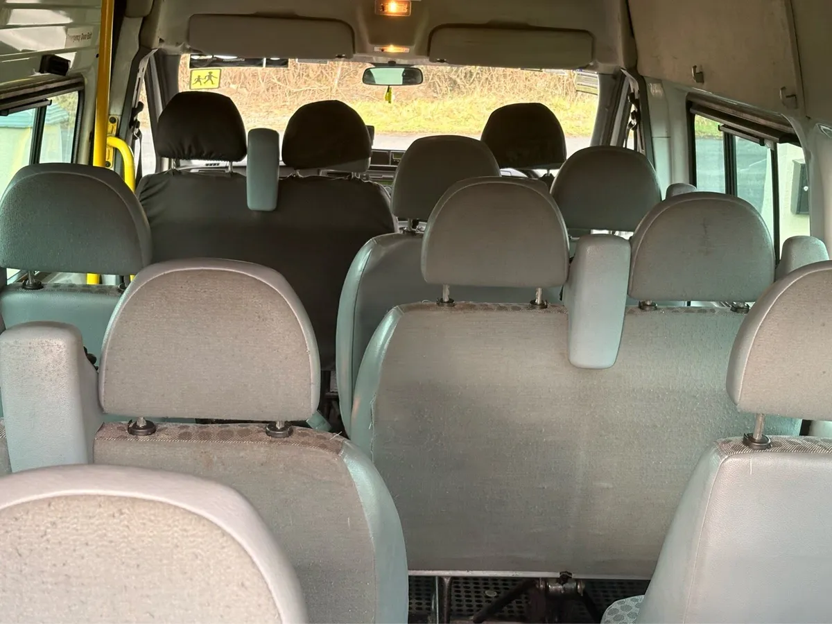 2010 Ford Transit Minibus - Image 4