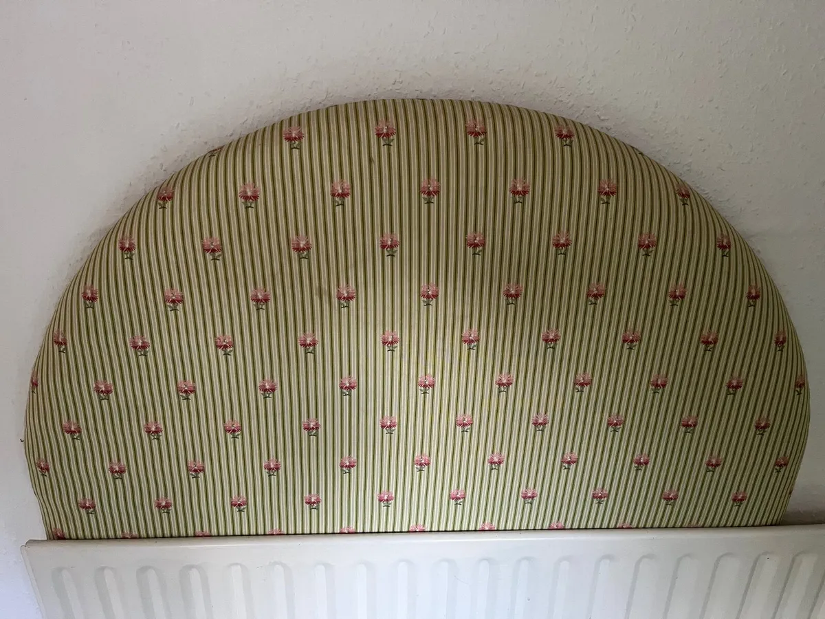 Single bed headboard €20