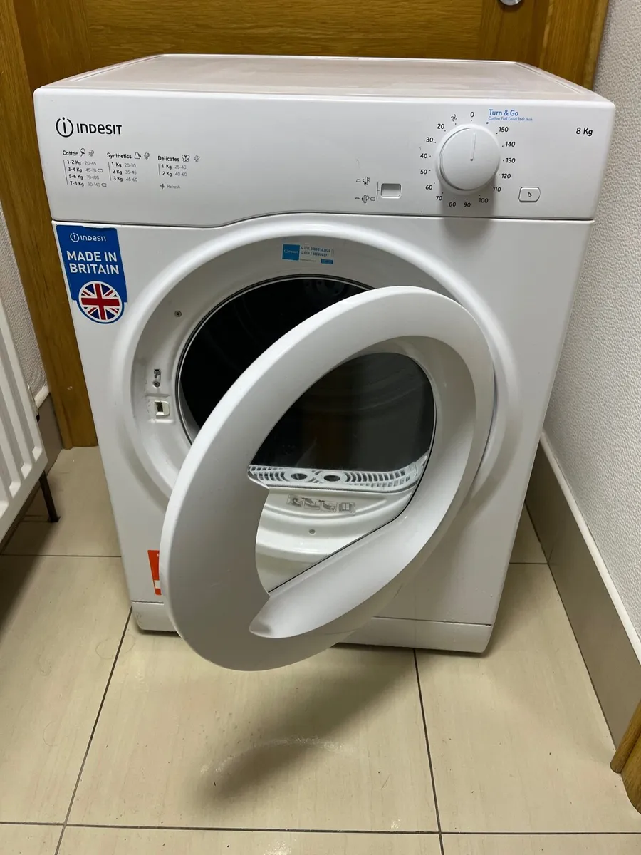 Indesit vented tumble dryer - Image 2