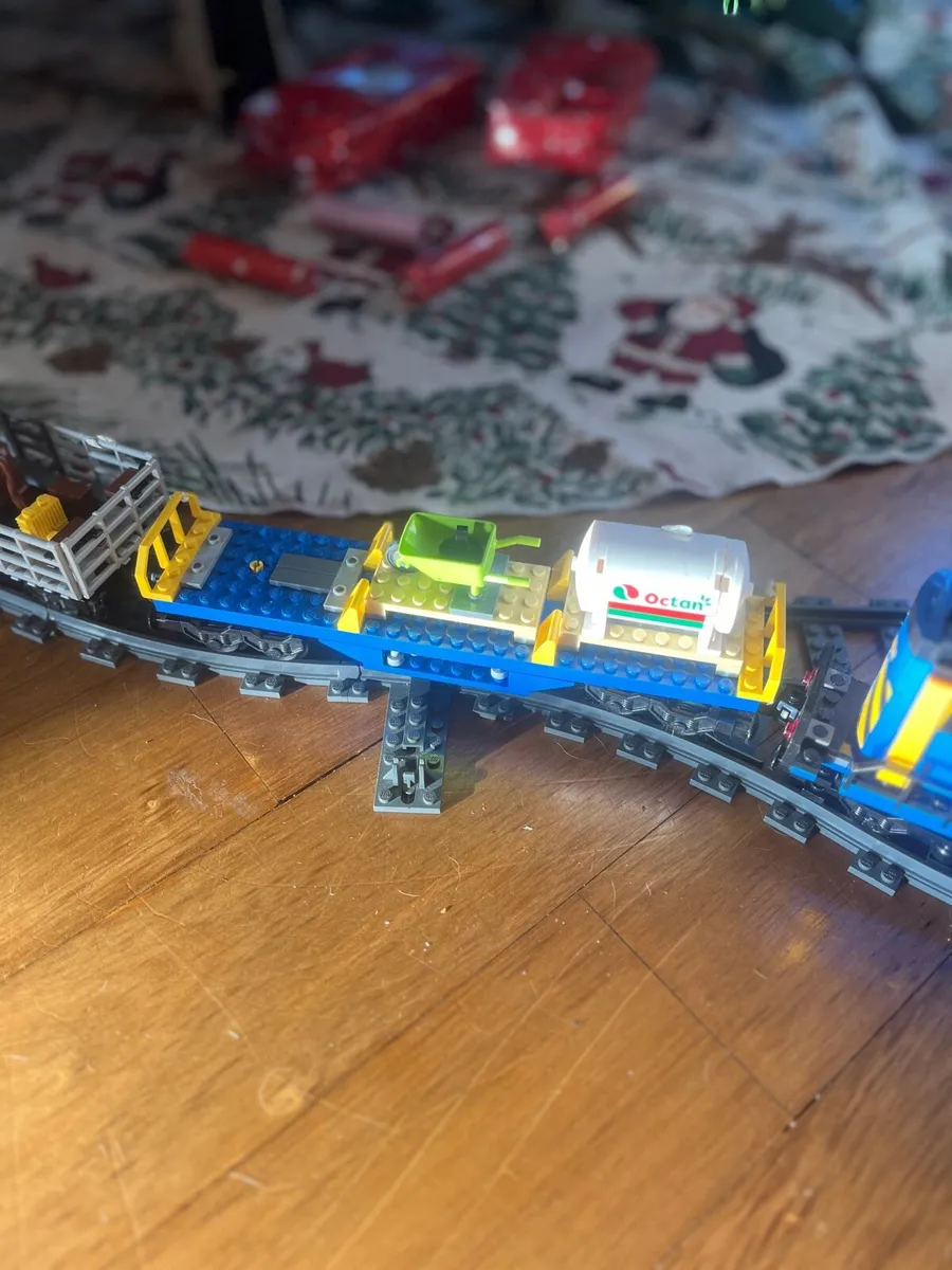 Lego City Cargo Train 60052 - Image 3