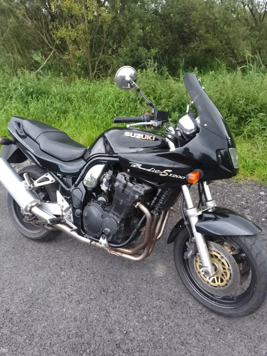 Suzuki GSF 1200 Bandit MK 1 - Image 1