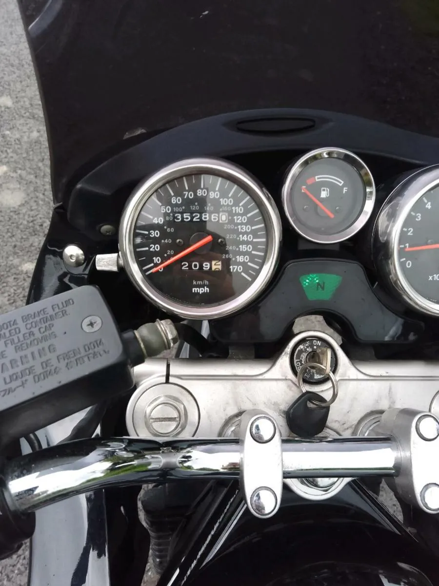 Suzuki GSF 1200 Bandit MK 1 - Image 3