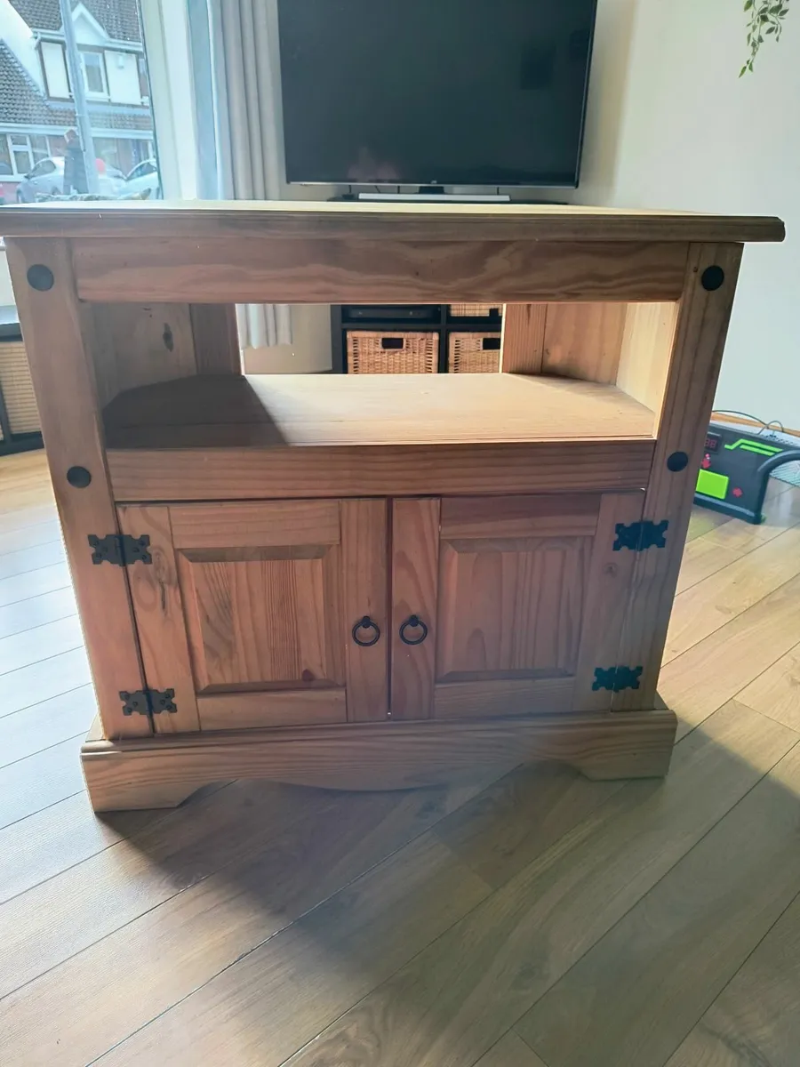 Tv stand - Image 1
