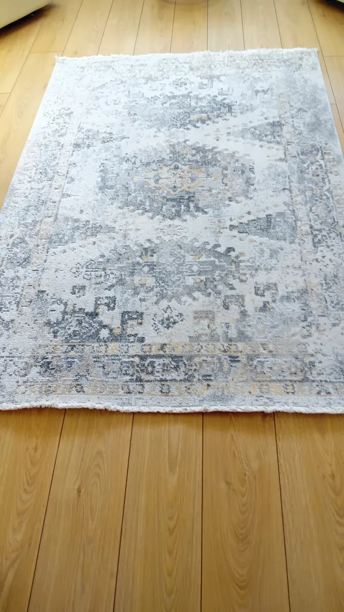 Rug - Image 4