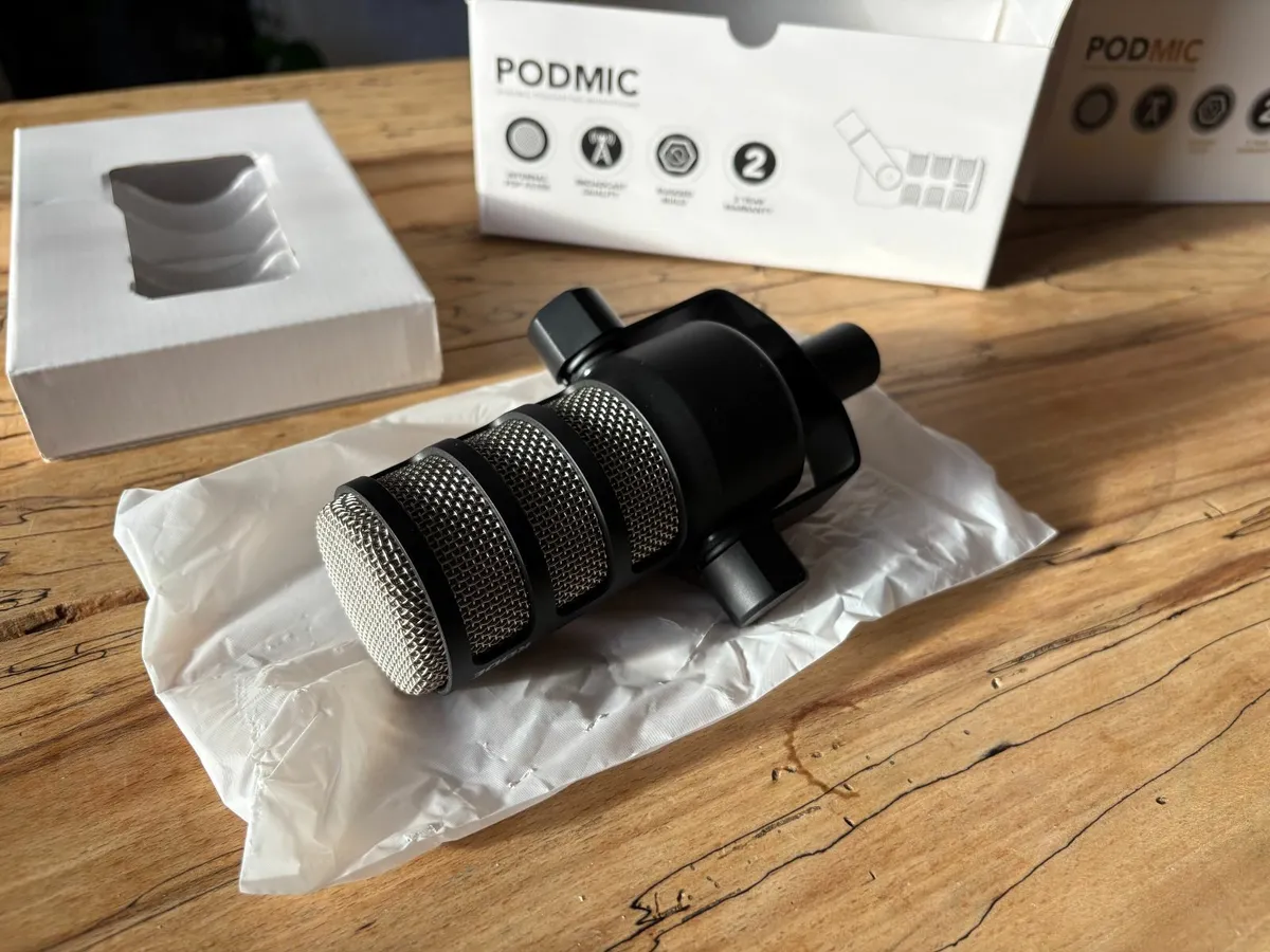 RØDE PodMic Dynamic Podcast Microphone - Image 1