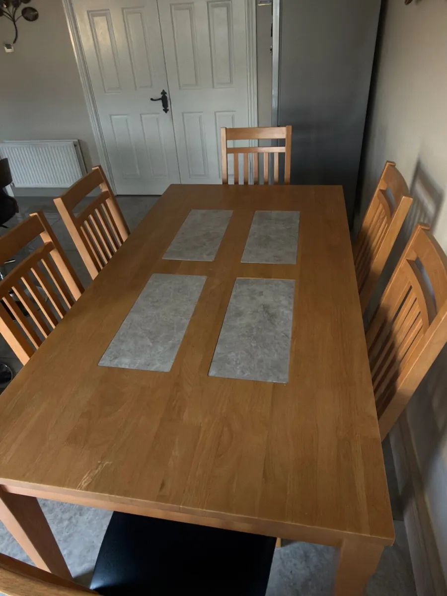 Dining table - Image 2