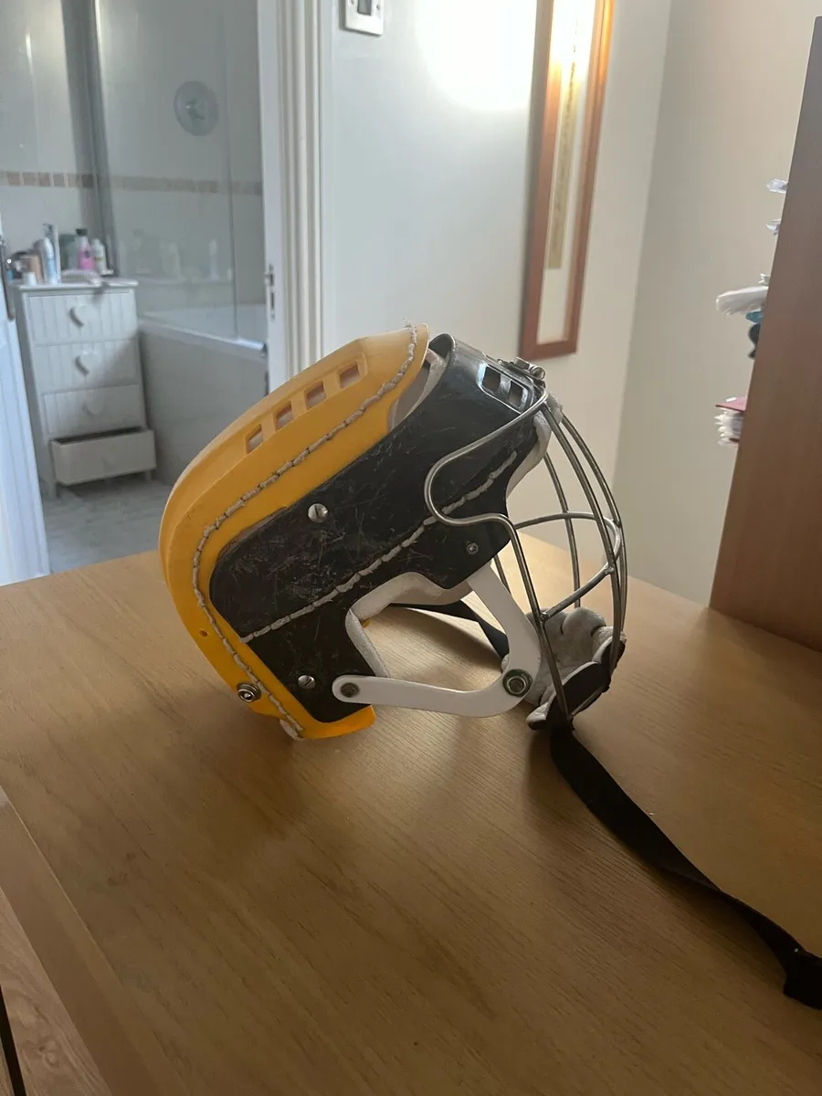 Old style scanda helmet - Image 3