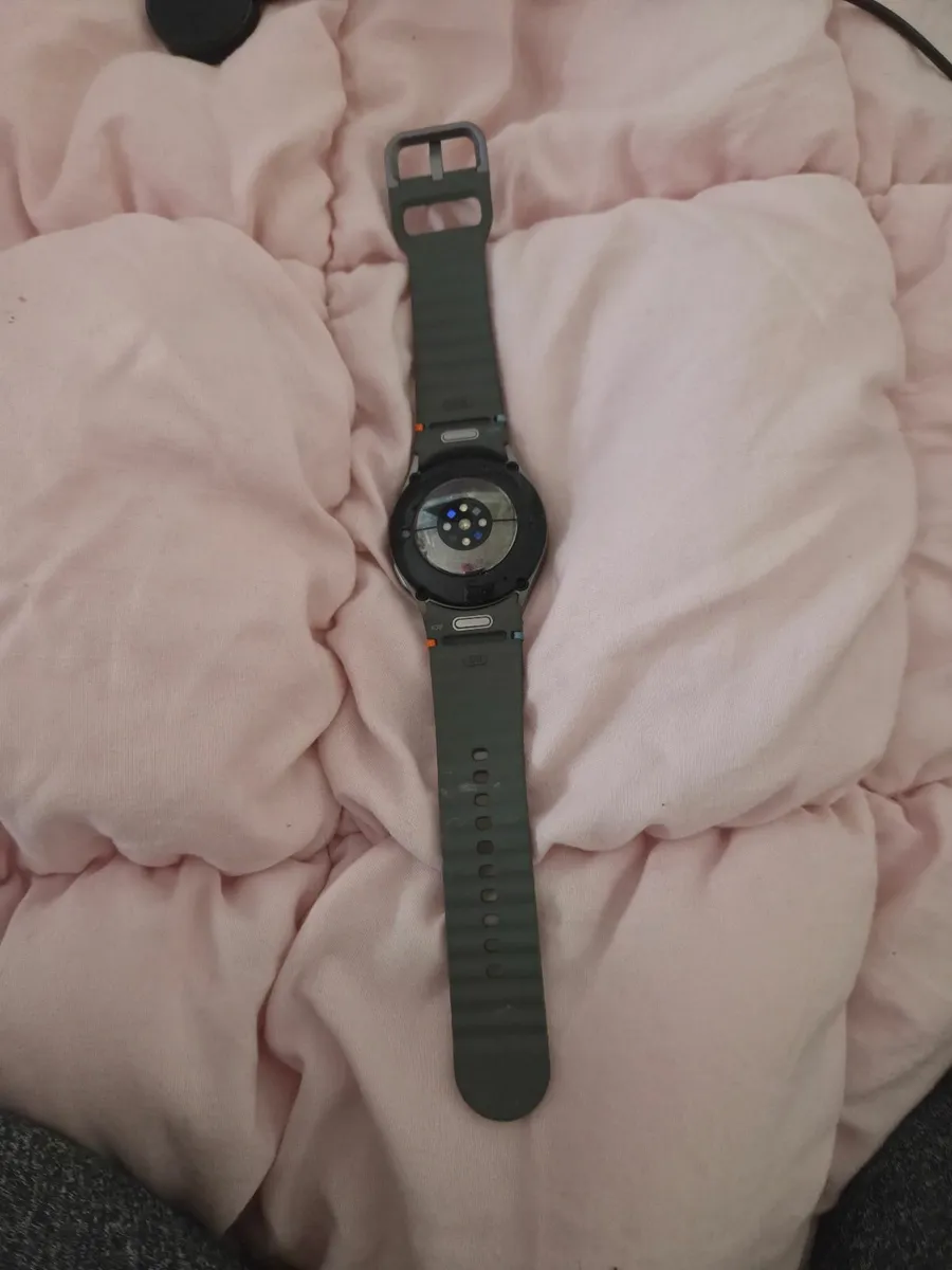 Smart watch - Image 2