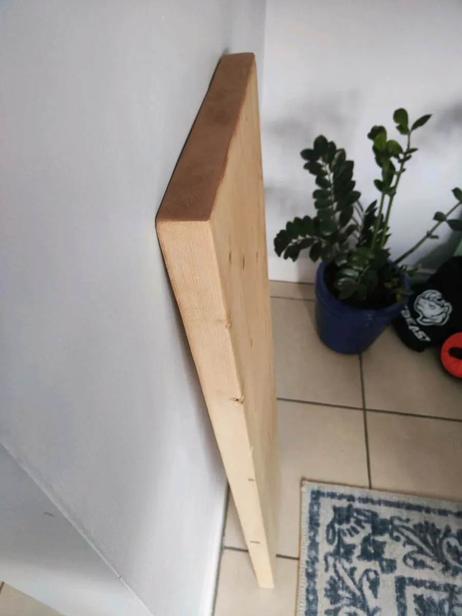 Wood shelf/console - Image 3